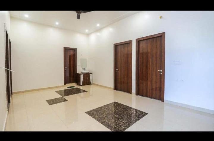 Guest house Mohan Palace